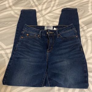 Levis high rise skinny jeans